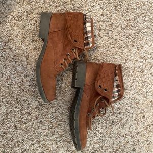 Brown plaid boots